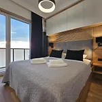 Apartment Urban Global Skyline - 15th Floor No 23 - Free Garage