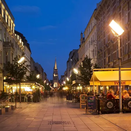 Apartmán Urban Global Skyline, 15th Floor No 23, Free Garage, Self Check-in, No Deposit