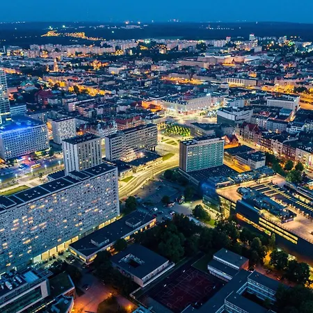 Urban Global Skyline, 15th Floor No 23, Free Garage, Self Check-in, No Deposit Katovice