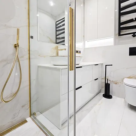 Urban Global Skyline, 15th Floor No 23, Free Garage, Self Check-in, No Deposit Apartmán