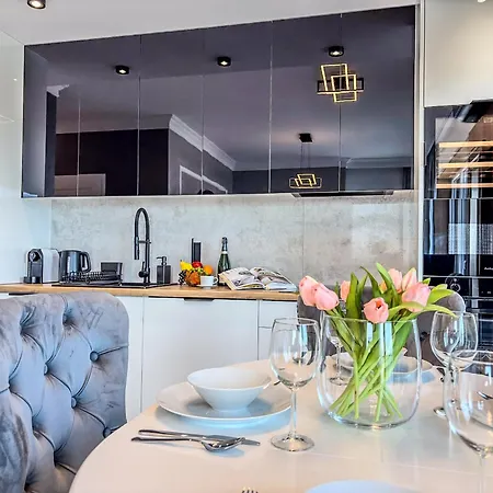 Urban Global Skyline - 15th Floor No 23 - Air Condition - Balcony - Free Garage Апартаменты *
