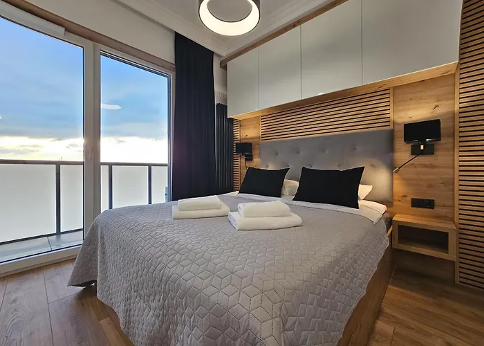 Apartmán Urban Global Skyline, 15th Floor No 23, Free Garage, Self Check-in, No Deposit