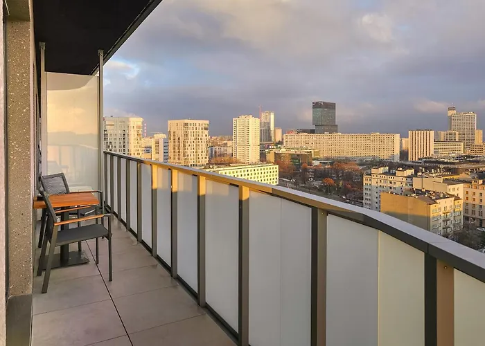 Urban Global Skyline, 15th Floor No 23, Free Garage, Self Check-in, No Deposit Apartmán Katovice