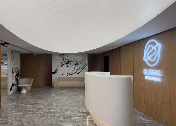 Urban Global Skyline, 15th Floor No 23, Free Garage, Self Check-in, No Deposit *