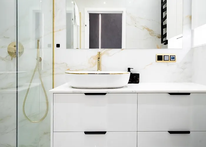 Urban Global Skyline, 15th Floor No 23, Free Garage, Self Check-in, No Deposit Apartmán